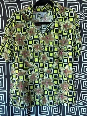 Vintage-Inspired Floral Grid Short-Sleeve Blouse — Yellow & Black